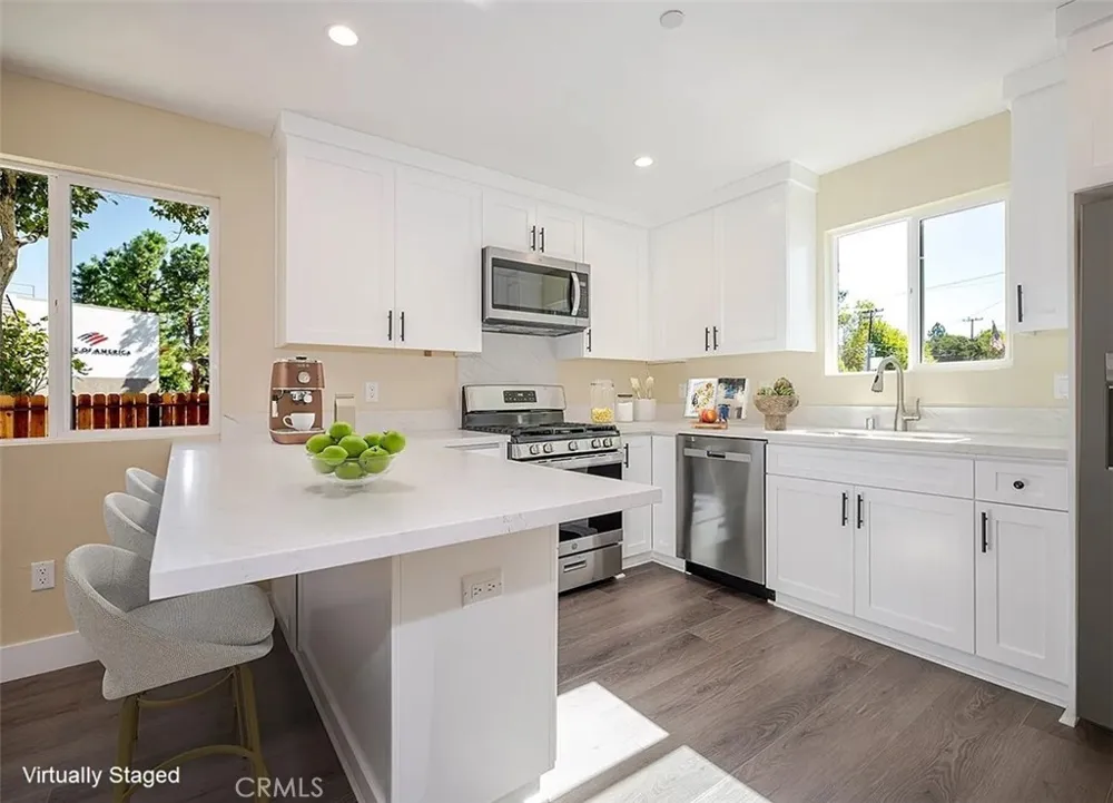 24743 Valley #3 Newhall, CA 91321