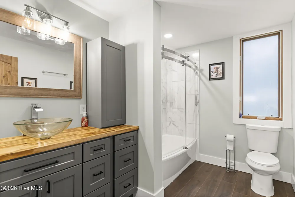 259 Heathers Folly Road Willard, NC 28478