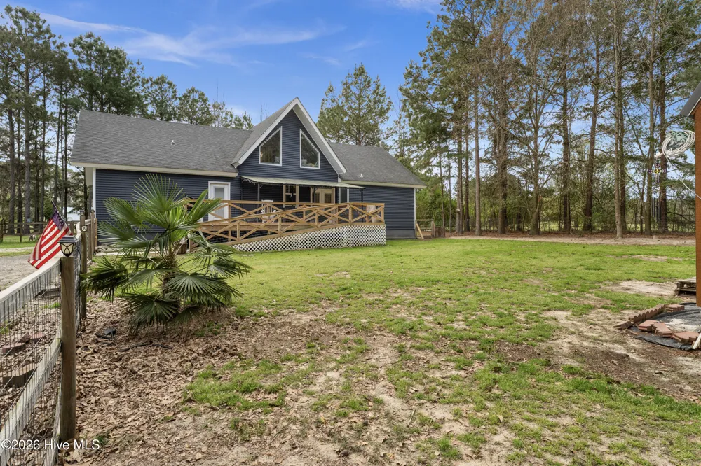 259 Heathers Folly Road Willard, NC 28478
