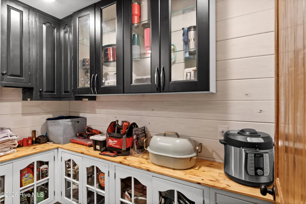 259 Heathers Folly Road Willard, NC 28478