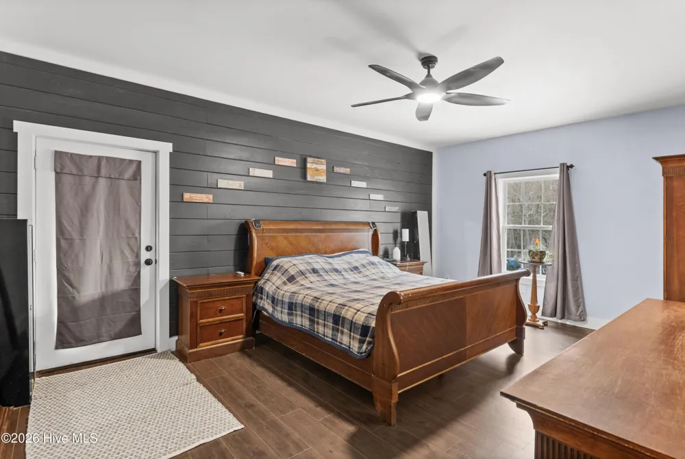 259 Heathers Folly Road Willard, NC 28478