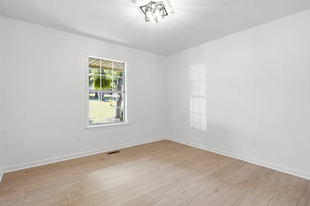 208 Valley Dr Columbia, TN 38401