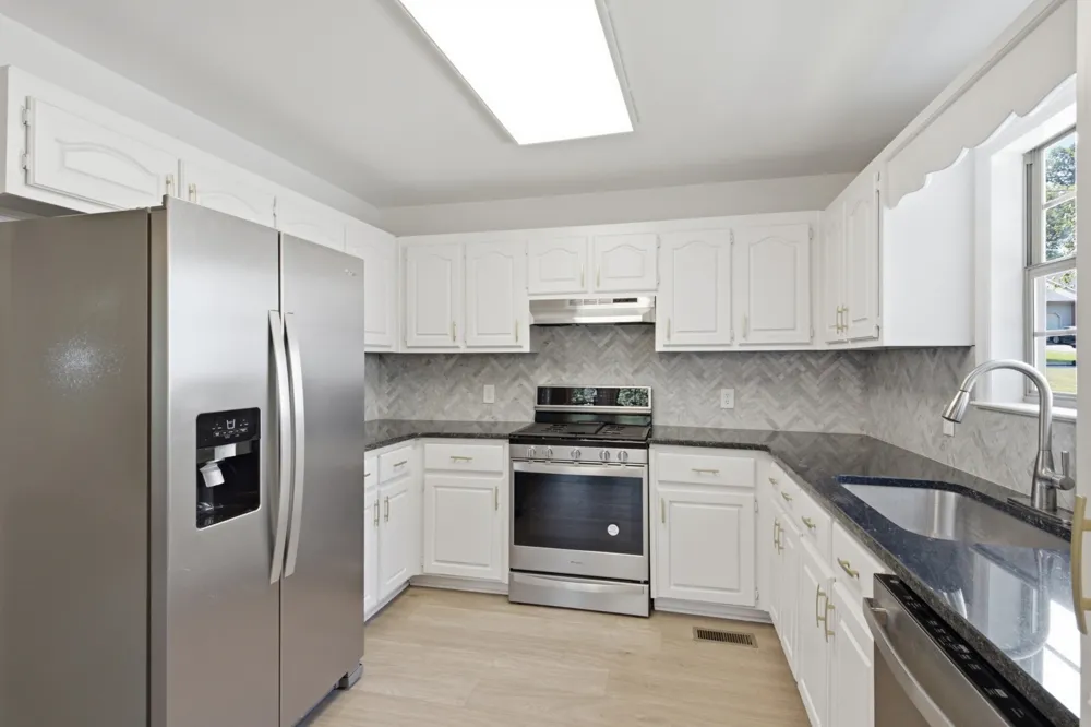 208 Valley Dr Columbia, TN 38401