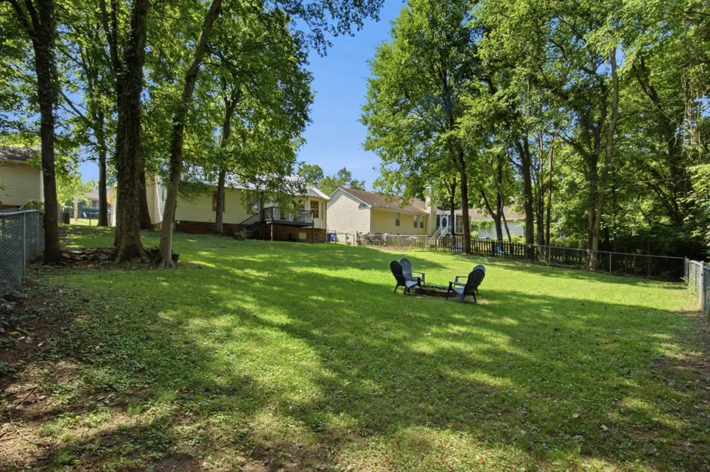 208 Valley Dr Columbia, TN 38401