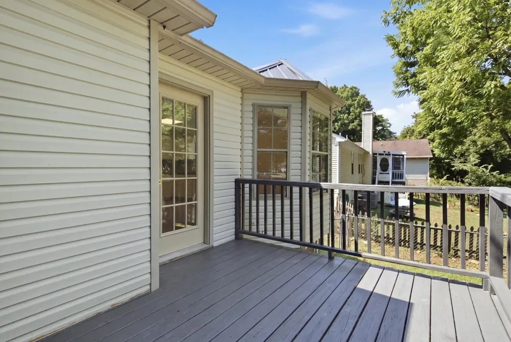208 Valley Dr Columbia, TN 38401