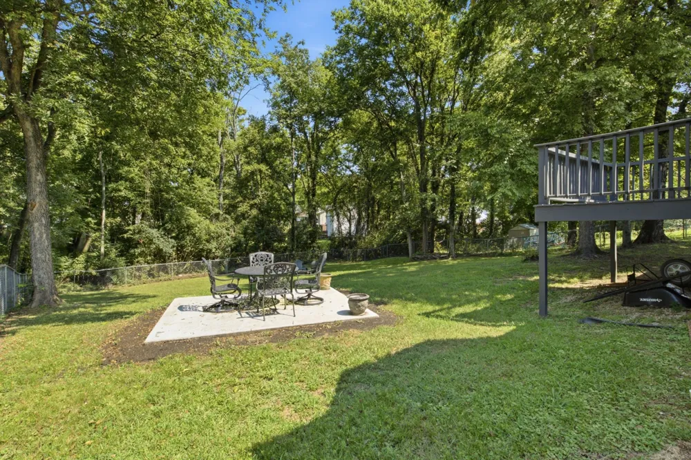 208 Valley Dr Columbia, TN 38401