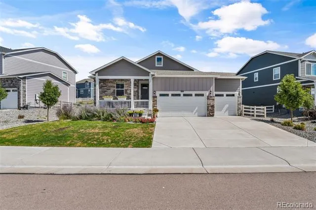 4664 Cattle Cross Trail Castle Rock, CO 80104