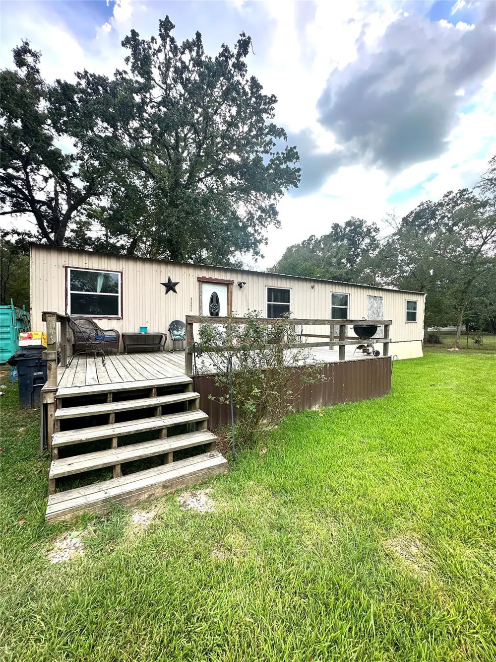 10682 Foxfire Drive Plantersville, TX 77363