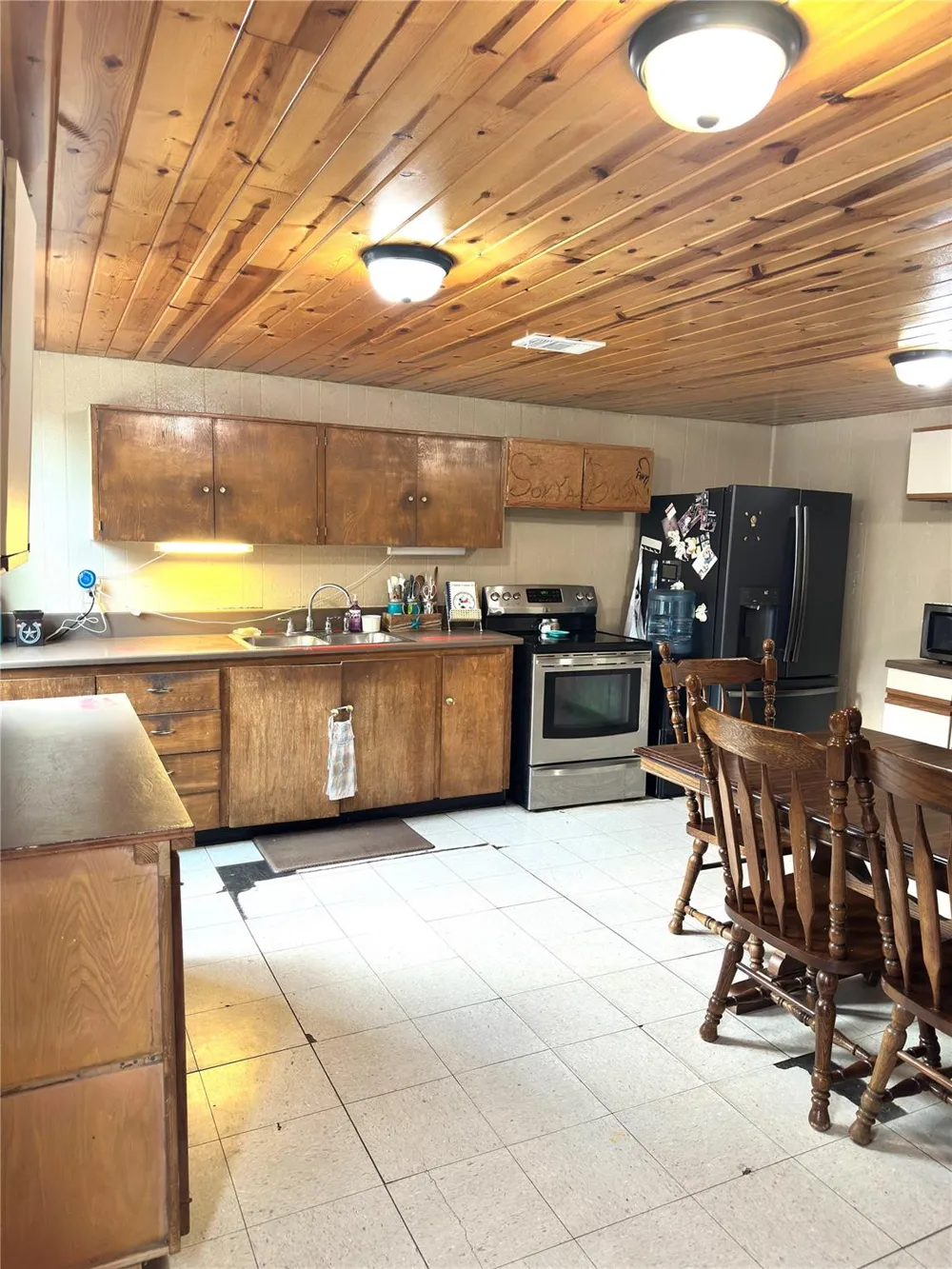 10682 Foxfire Drive Plantersville, TX 77363