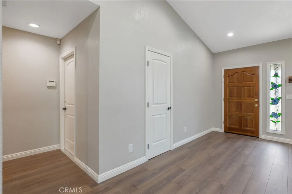 209 S Atwood Court Visalia, CA 93291
