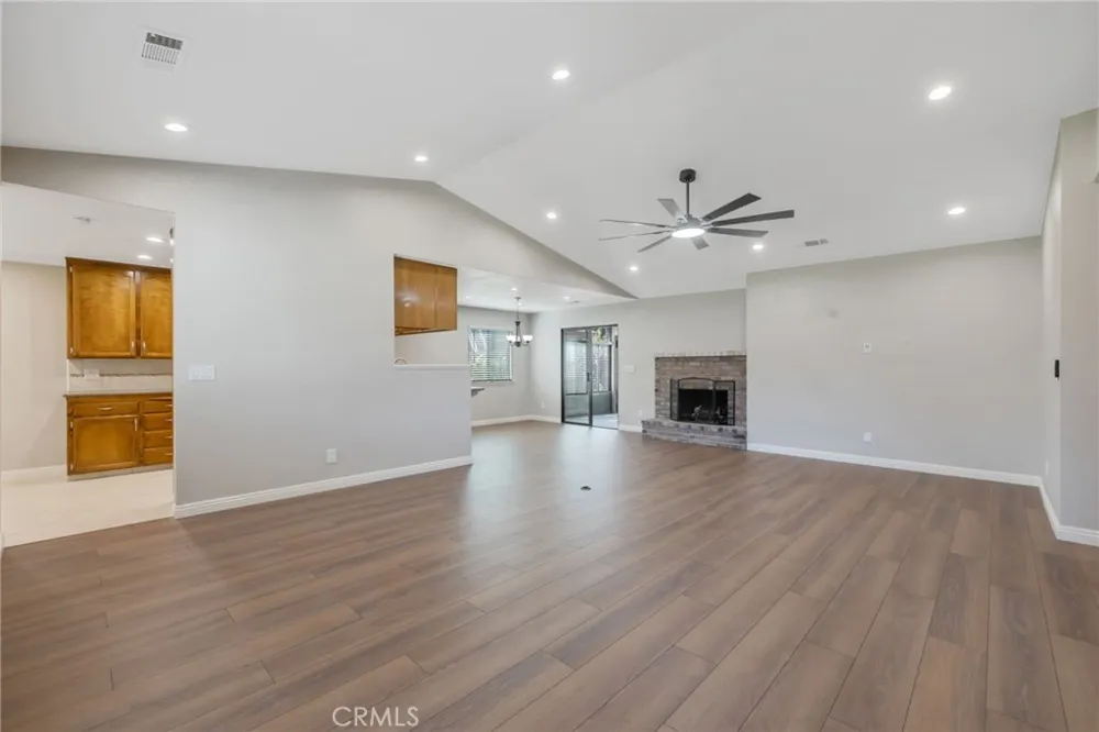209 S Atwood Court Visalia, CA 93291