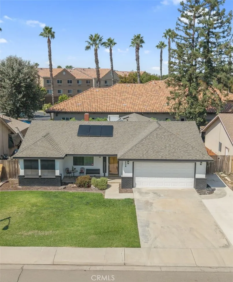 209 S Atwood Court Visalia, CA 93291
