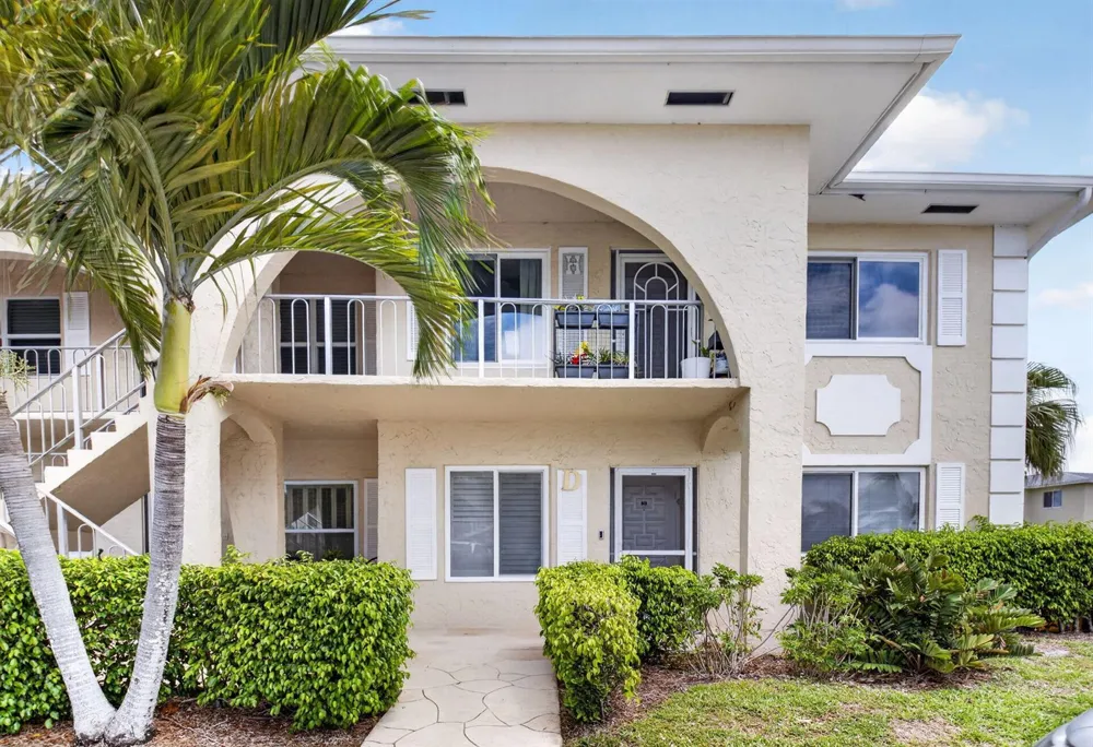 13765 Flora Place #H Delray Beach, FL 33484
