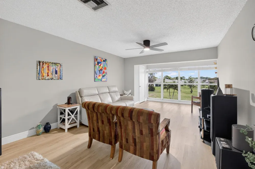 13765 Flora Place #H Delray Beach, FL 33484