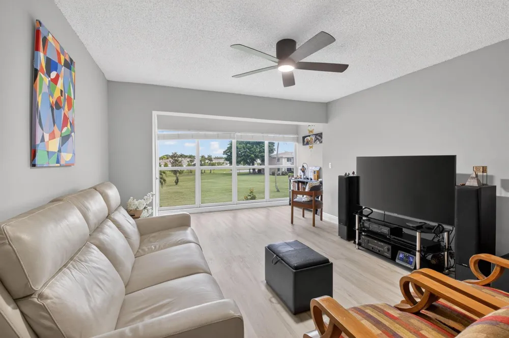 13765 Flora Place #H Delray Beach, FL 33484