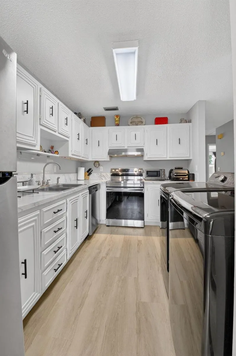 13765 Flora Place #H Delray Beach, FL 33484