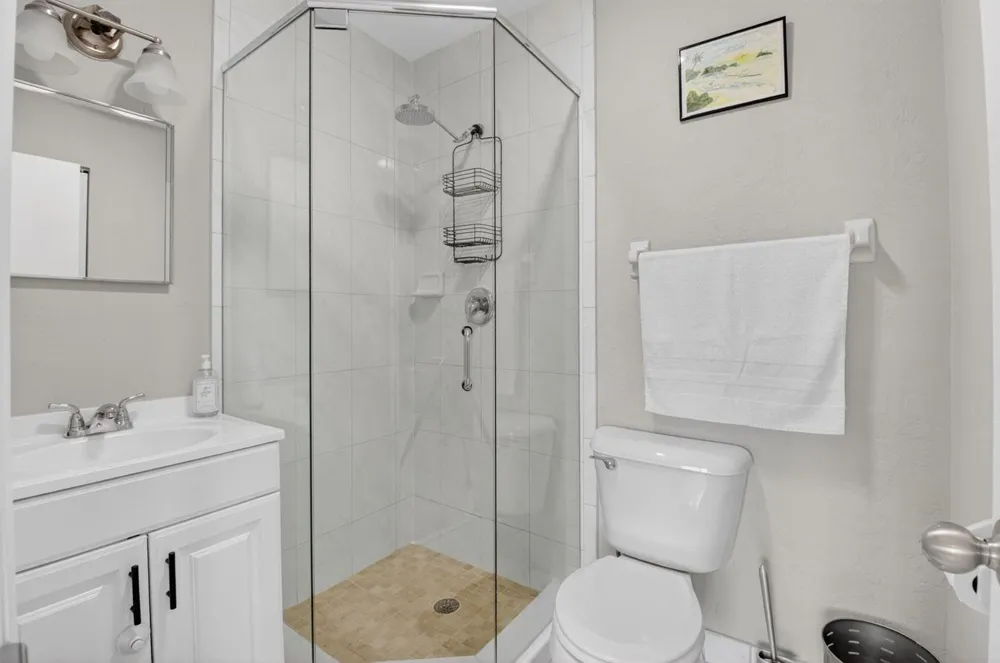 13765 Flora Place #H Delray Beach, FL 33484