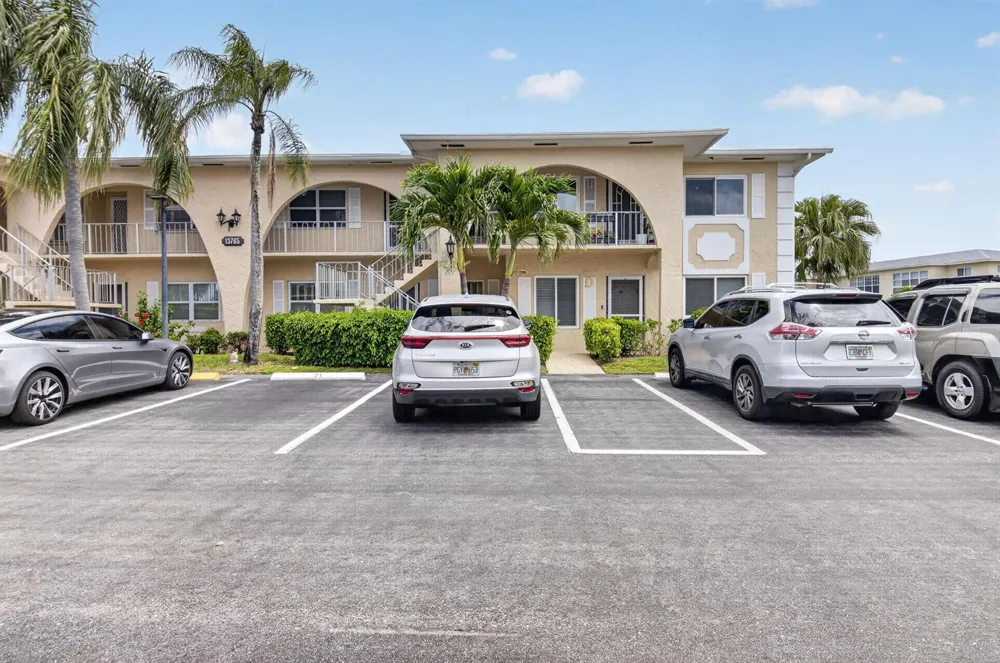 13765 Flora Place #H Delray Beach, FL 33484