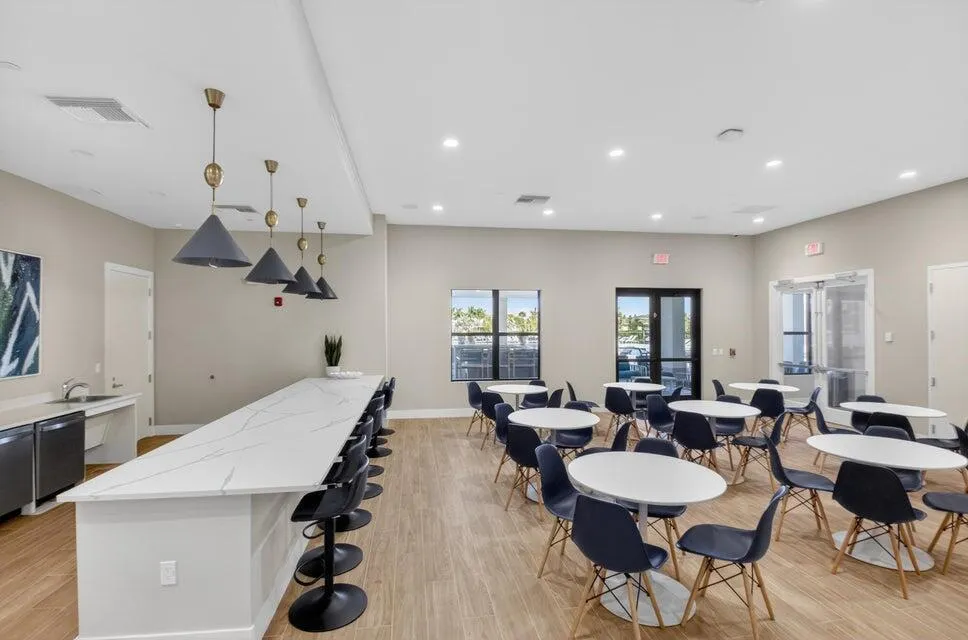 13765 Flora Place #H Delray Beach, FL 33484
