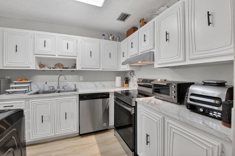 13765 Flora Place #H Delray Beach, FL 33484
