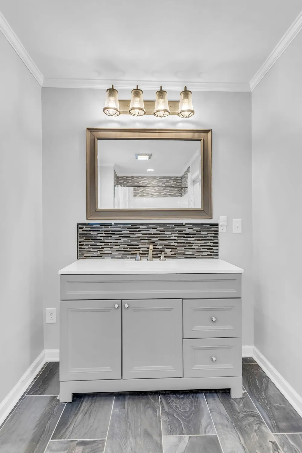 3094 Williamsport Pike Columbia, TN 38401