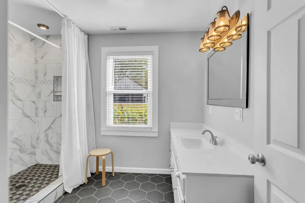 3094 Williamsport Pike Columbia, TN 38401