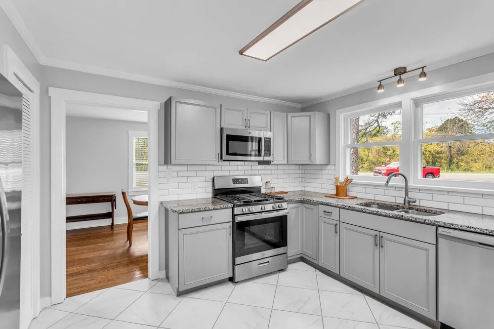 3094 Williamsport Pike Columbia, TN 38401