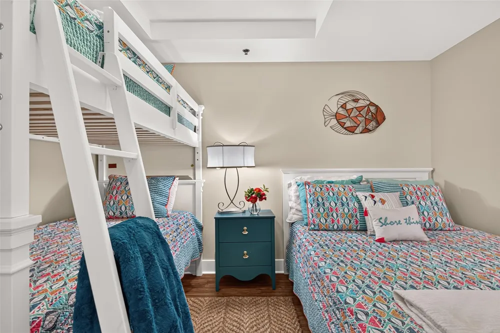 801 E Beach Drive #TW1506 Galveston, TX 77550