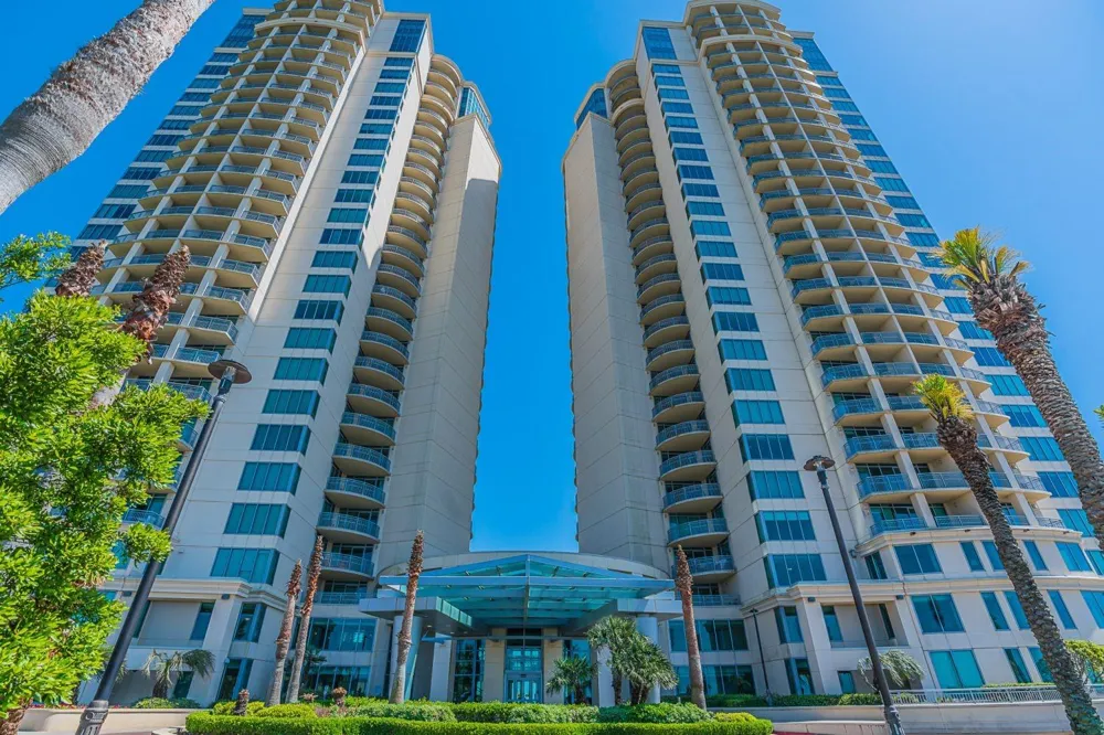 801 E Beach Drive #TW1506 Galveston, TX 77550