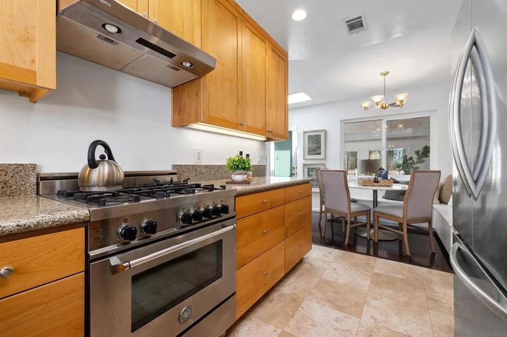 8862 Gowdy Ave. San Diego, CA 92123