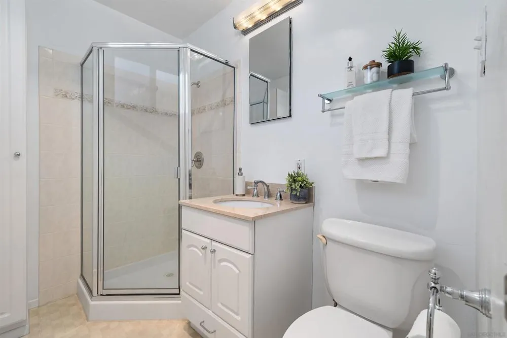8862 Gowdy Ave. San Diego, CA 92123