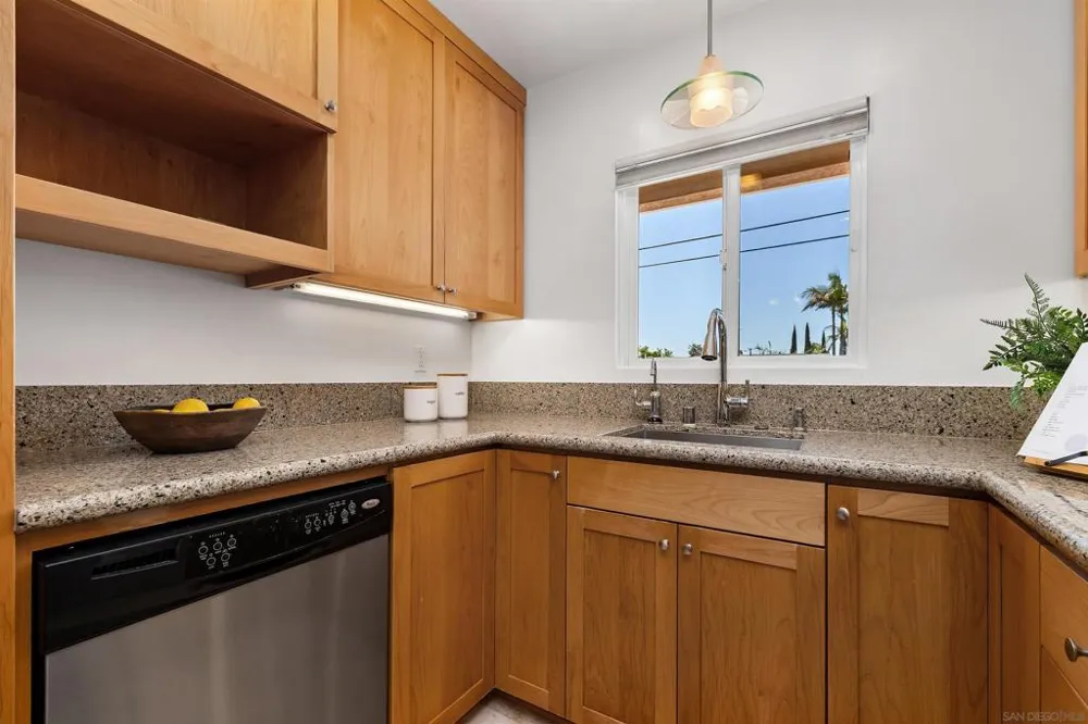 8862 Gowdy Ave. San Diego, CA 92123