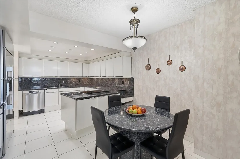 9801 Collins Ave #14D Bal Harbour, FL 33154