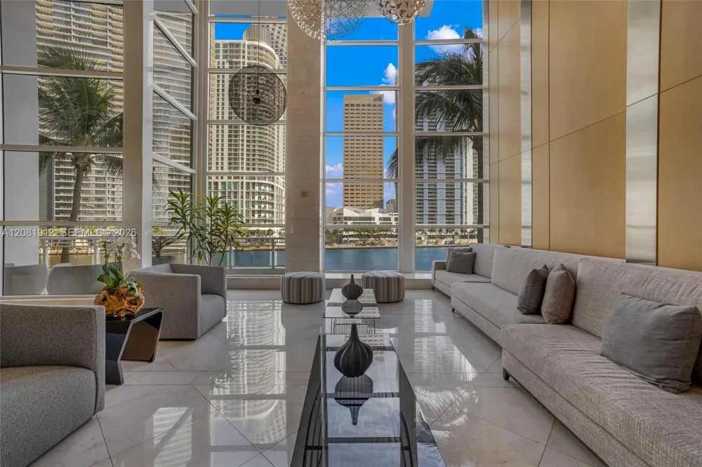 901 Brickell Key Blvd #1001 Miami, FL 33131