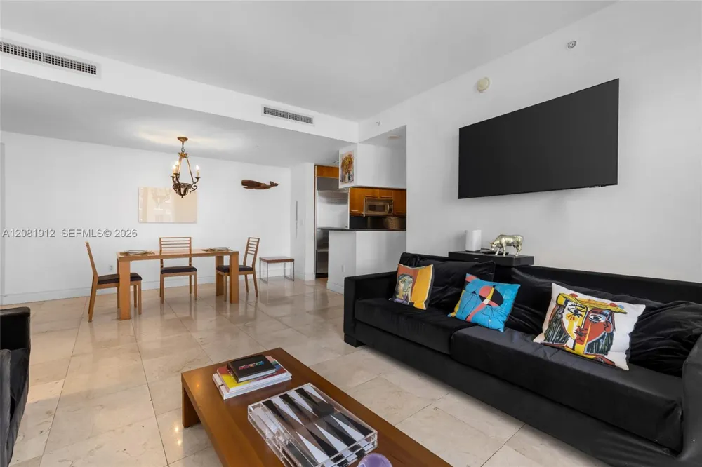 901 Brickell Key Blvd #1001 Miami, FL 33131