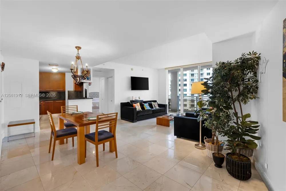 901 Brickell Key Blvd #1001 Miami, FL 33131