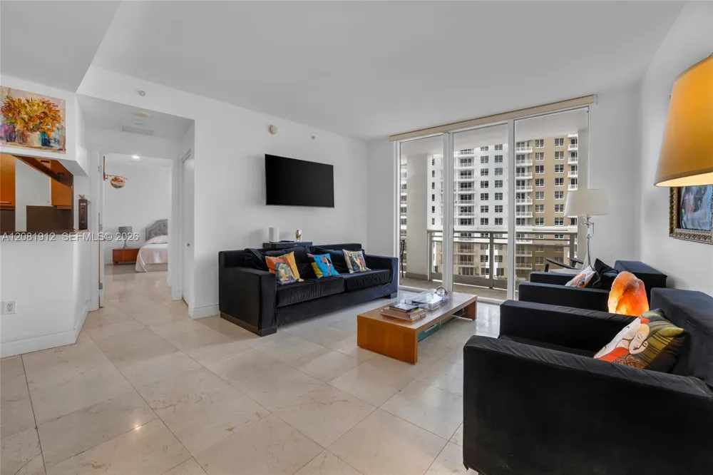 901 Brickell Key Blvd #1001 Miami, FL 33131