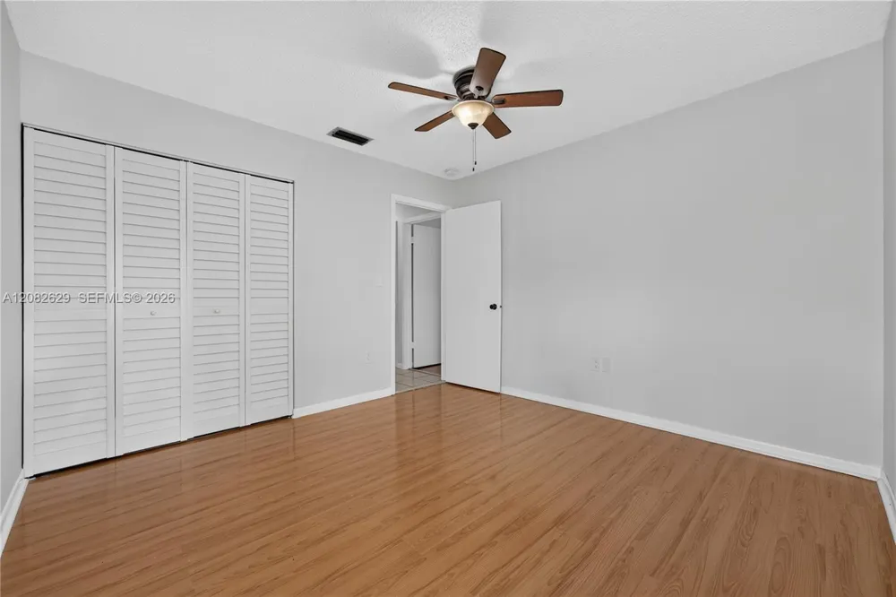10583 SW 77th Ter Miami, FL 33173