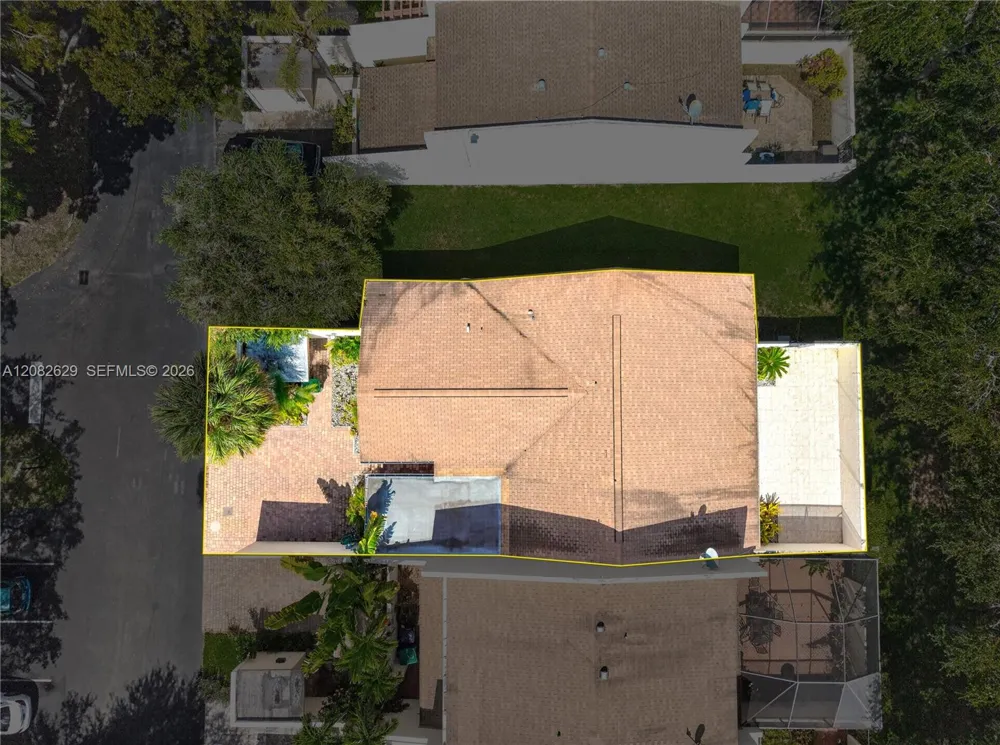 10583 SW 77th Ter Miami, FL 33173