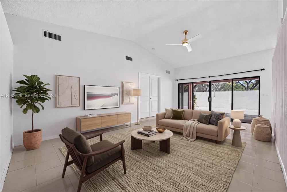 10583 SW 77th Ter Miami, FL 33173