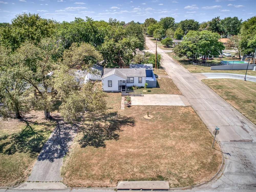 301 S Osage Dewey, OK 74029