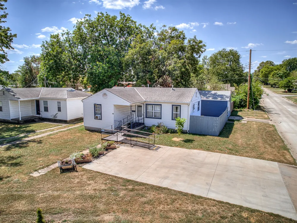 301 S Osage Dewey, OK 74029