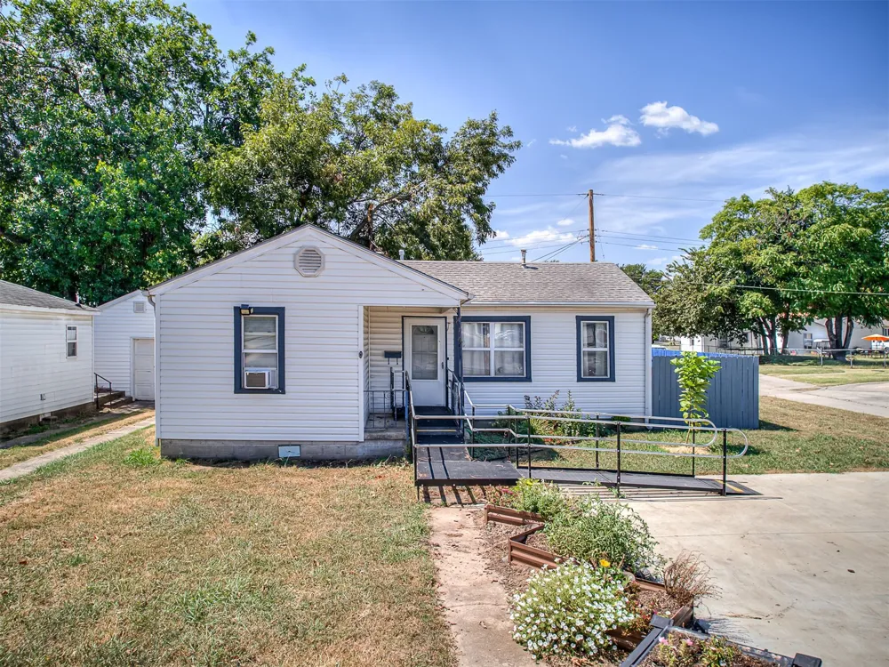 301 S Osage Dewey, OK 74029