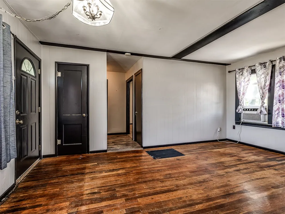 301 S Osage Dewey, OK 74029