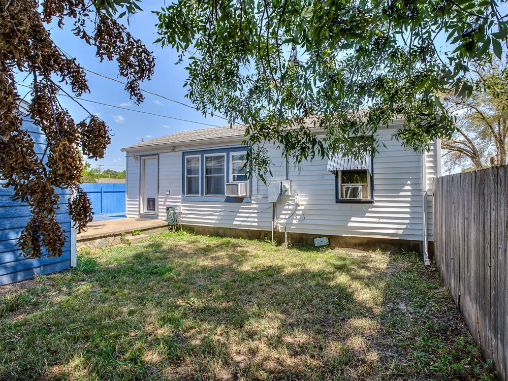 301 S Osage Dewey, OK 74029