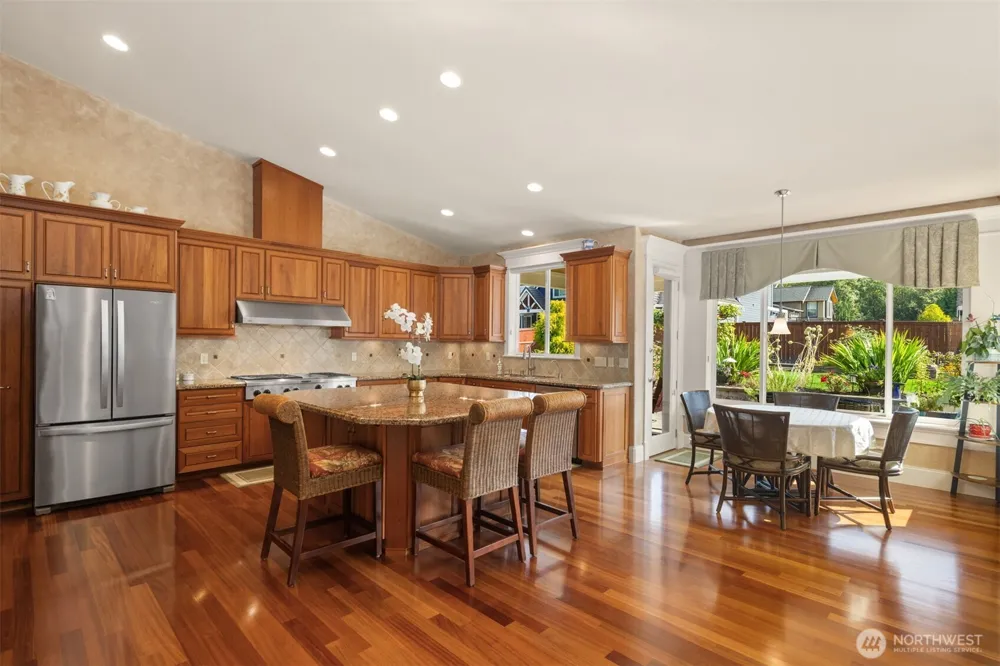 11821 SE 290th Place Auburn, WA 98092