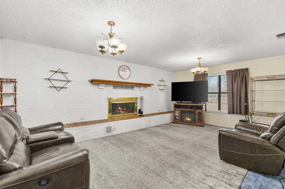 6024 FM 1870 Sulphur Springs, TX 75482