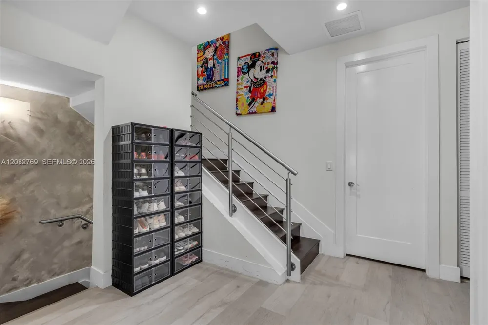 10545 NW 63rd Ter Doral, FL 33178