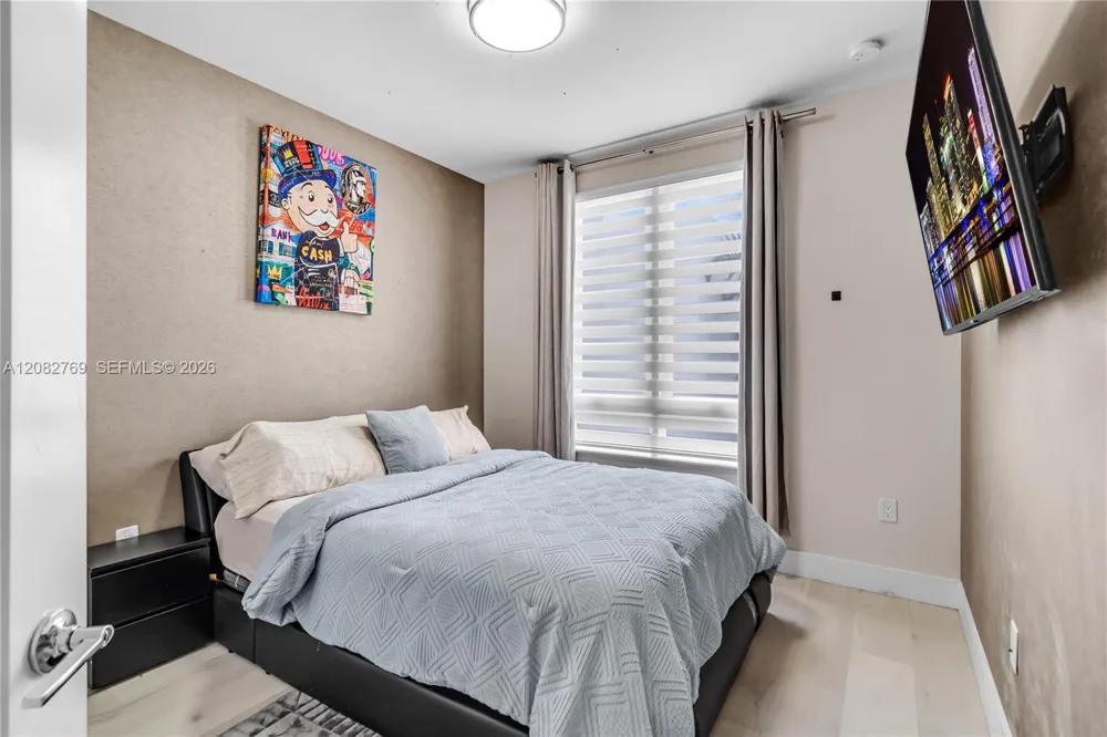 10545 NW 63rd Ter Doral, FL 33178