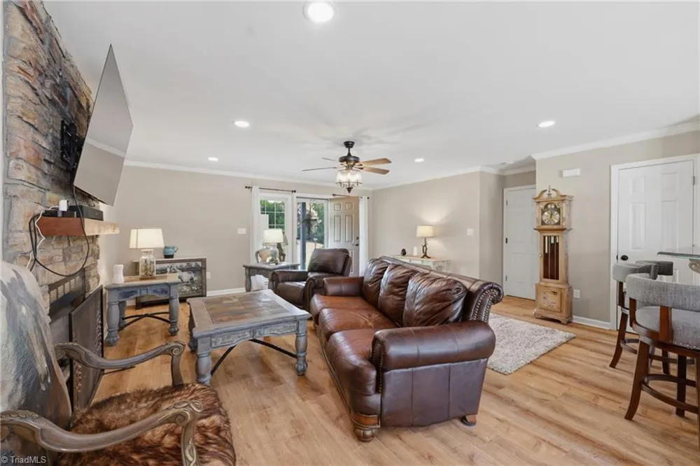 40 Candlewick Cove Drive Taylorsville, NC 28681